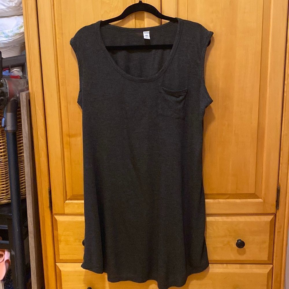 Old Navy charcoal gray short dress